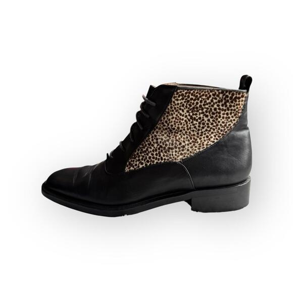 Animal Print, Genuine Italian Leather Boots Andre Assous Cheeta Size 8.5￼ - Picture 1 of 9